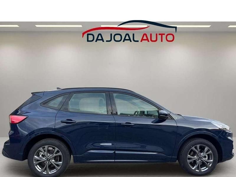 Usado Ford Kuga ST-Line 225 CV (165 kW) 2023 Azul SUV