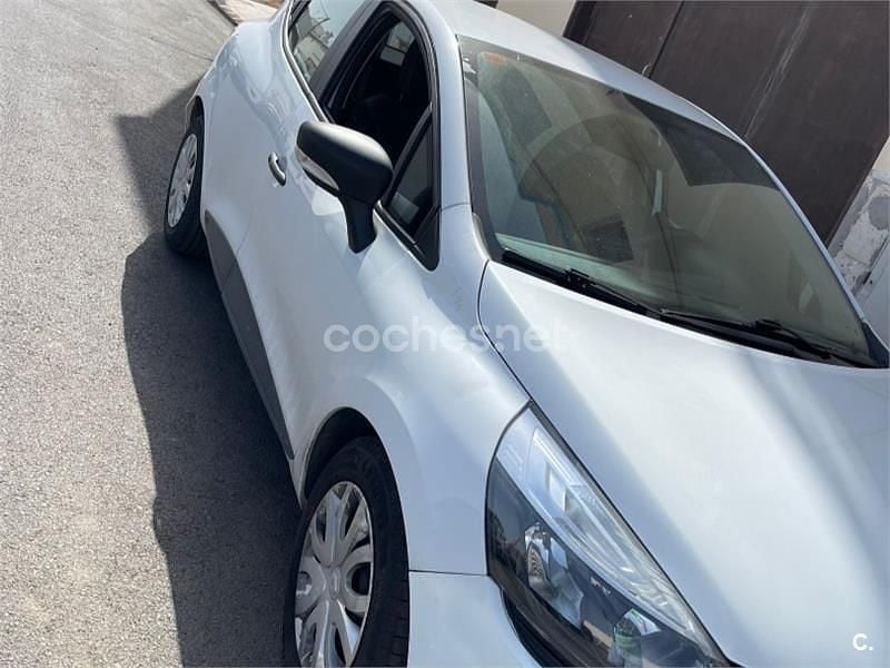 Blanco Usado 2018 Renault Clio IV LIMITED Berlina | 5500 € (Super precio) - Imagen 1/4