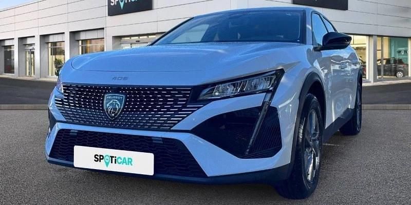 Usado Peugeot 408 Allure 136 CV (100 kW) 2024 Blanco