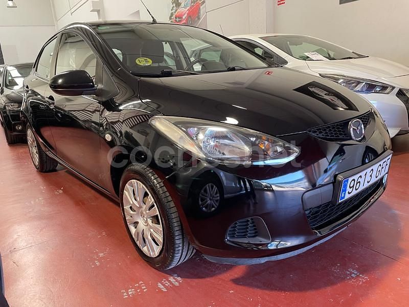 Negro Usado 2008 Mazda 2 Active Berlina | 4999 € (Un poco caro) - Imagen 1/4