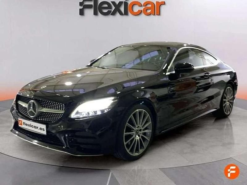 Usado Mercedes C220 194 CV (142 kW) 2018 Negro Coupe