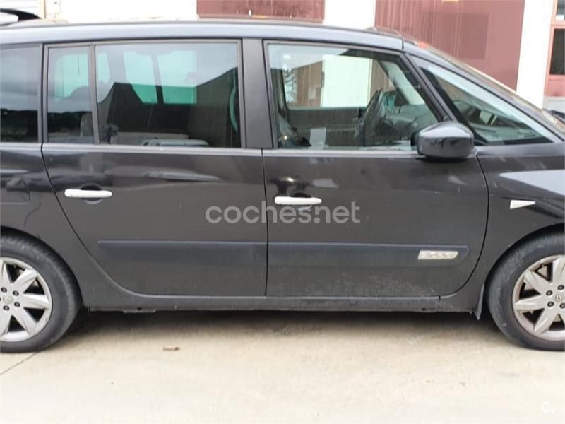 Negro Usado 2012 Renault Grand Espace Monovolumen | 3100 € - Imagen 1/4
