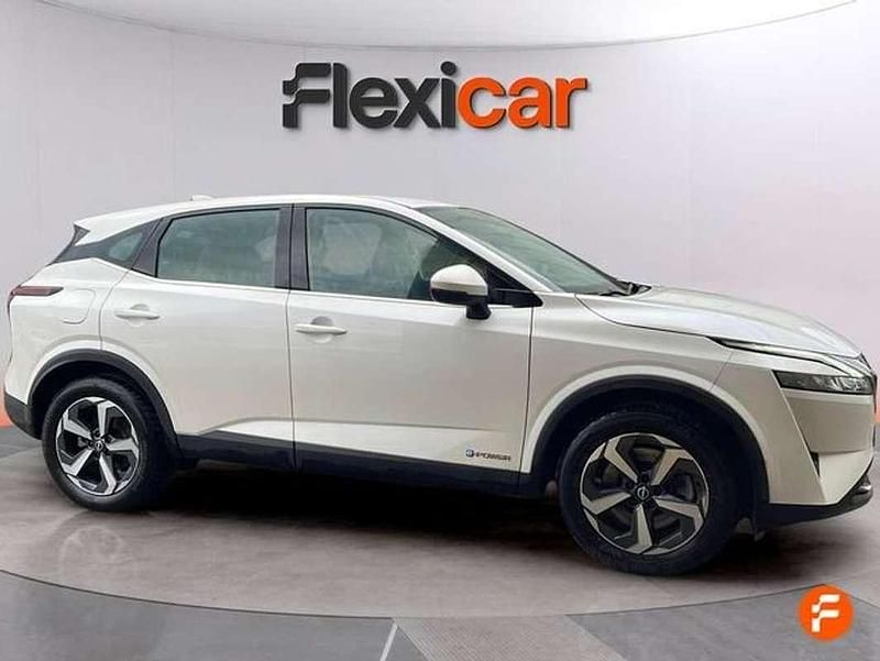 Usado Nissan Qashqai Acenta 190 CV (139 kW) 2024 Blanco SUV