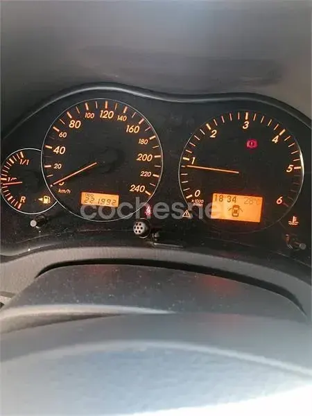 Käytetty Toyota Avensis Executive 177 HP (130 kW) 2006 Harmaa Farmari