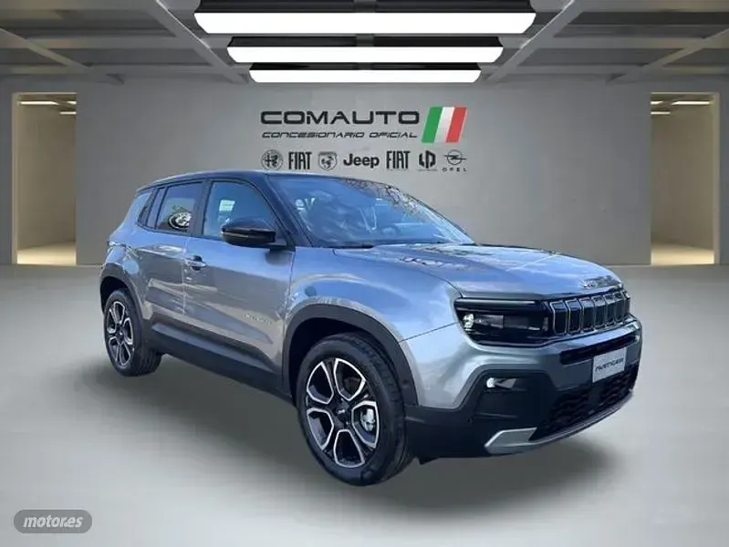 Nuevo Jeep Avenger Summit 100 CV (73 kW) 2026 Gris SUV