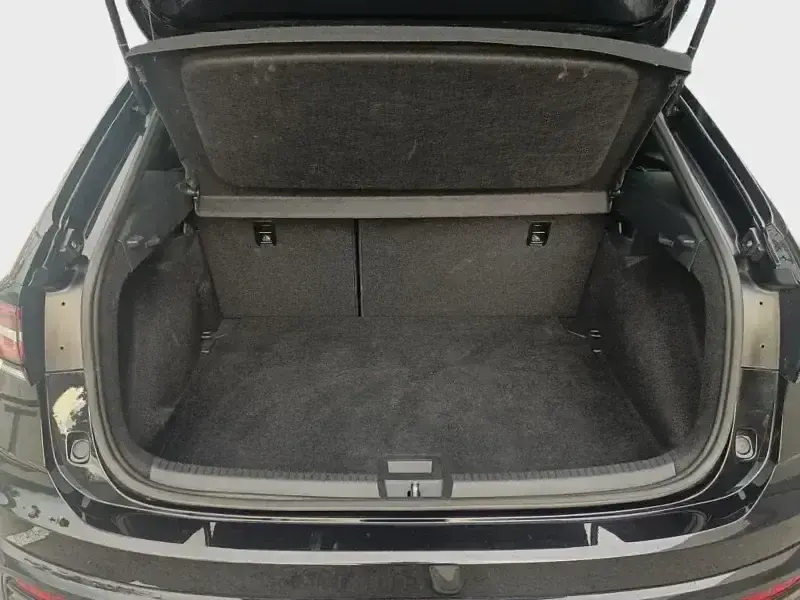 Usado VW Taigo R-line 115 CV (84 kW) 2025 SUV