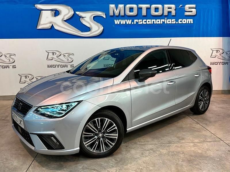 Usado Seat Ibiza XCELLENCE 110 CV (80 kW) 2021 Gris / plata Berlina