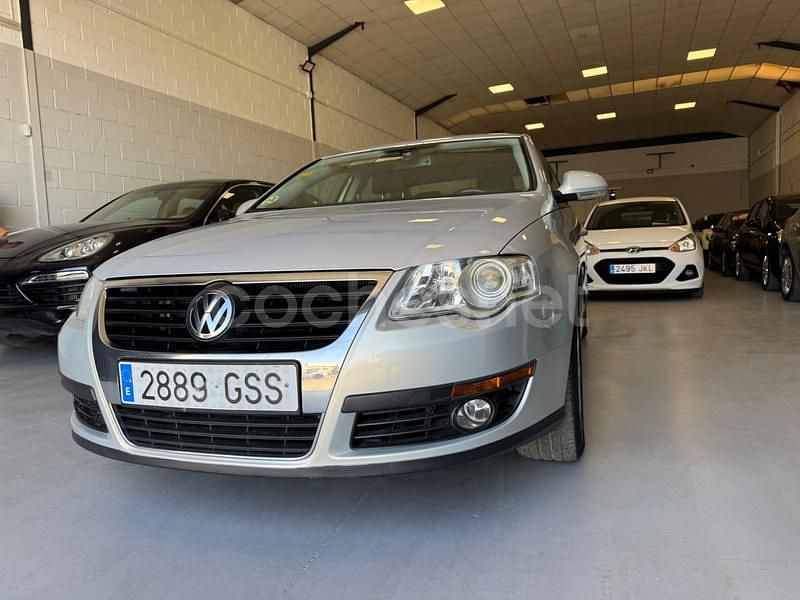 Usado VW Passat Advance 140 CV (102 kW) 2010 Beige Berlina