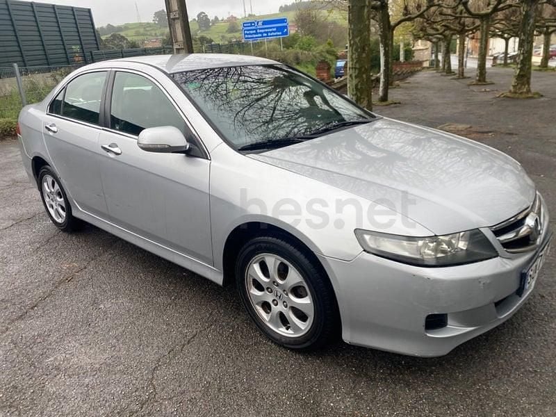 Usado Honda Accord Sport 140 CV (102 kW) 2007 Gris / plata Berlina