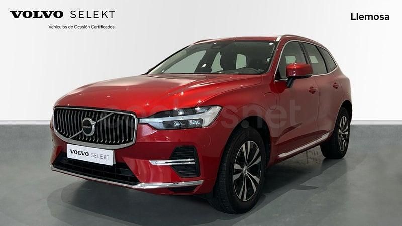 Usado Volvo XC60 Core 350 CV (257 kW) 2024 Rojo SUV