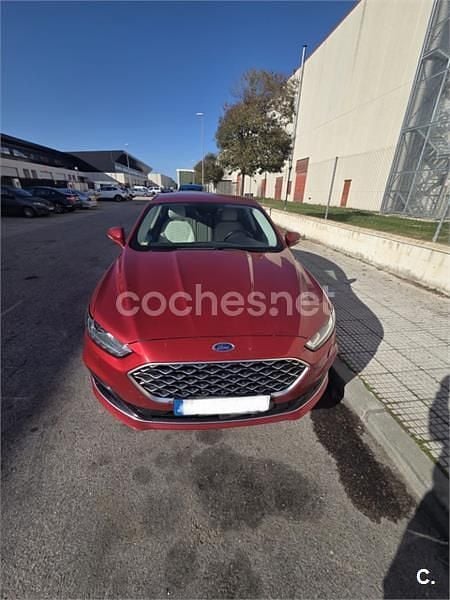 Usado Ford Mondeo Vignale 187 CV (137 kW) 2021 Rojo Berlina
