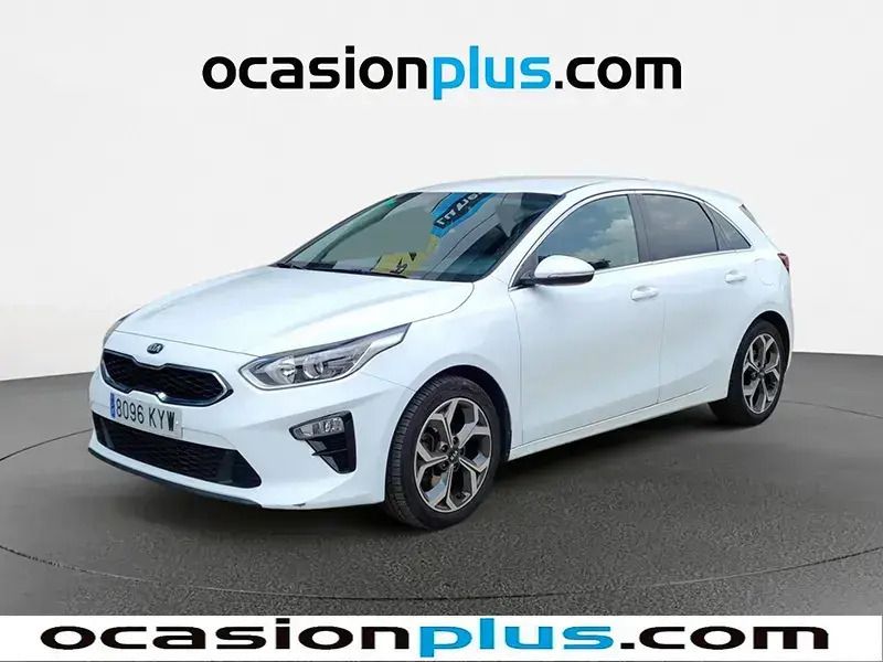 Blanco Usado 2019 Kia Ceed Utilitario | 15.900 € (Un poco caro) - Imagen 1/4