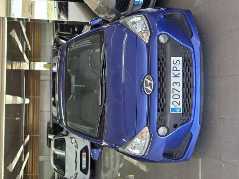 Azul Usado 2018 Hyundai i10 GO! Utilitario | 6999 € - Imagen 1/4