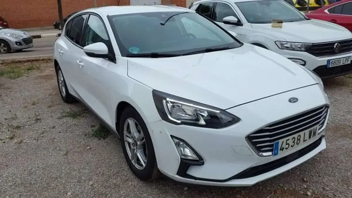 Usado Ford Focus Trend+ 120 CV (88 kW) 2022 Blanco Utilitario