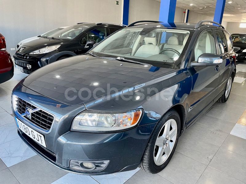 Azul Usado 2008 Volvo V50 Momentum Familiar | 5490 € (Precio justo) - Imagen 1/4