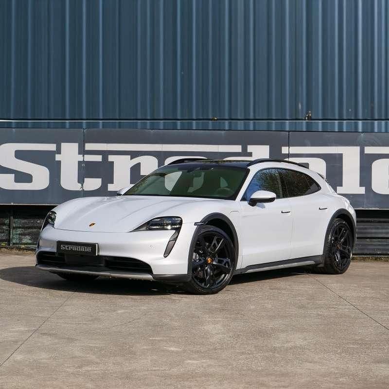 Usado Porsche Taycan 4 Cross Turismo Cross Turismo 280 kW (381 CV) 2023 Gris Familiar