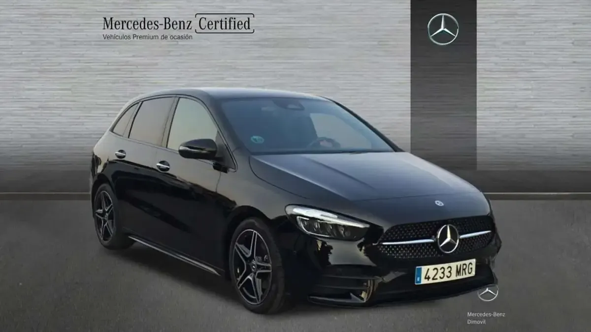 Usado Mercedes B200 150 CV (110 kW) 2024 Negro Utilitario