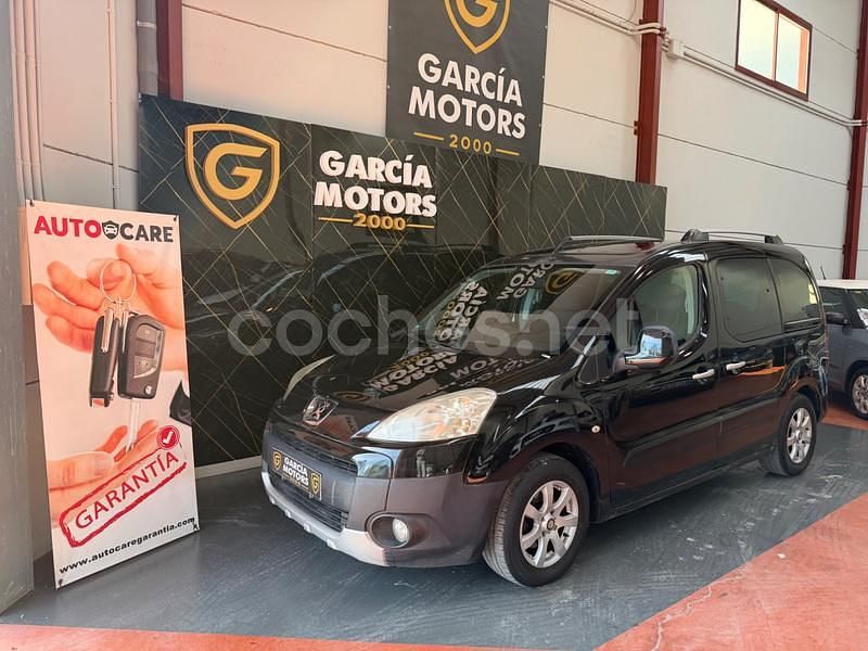 Negro Usado 2011 Peugeot Partner Tepee Outdoor Monovolumen | 7490 € (Precio justo) - Imagen 1/4