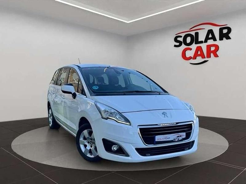 Usado Peugeot 5008 Active 150 CV (110 kW) 2016 Blanco Monovolumen