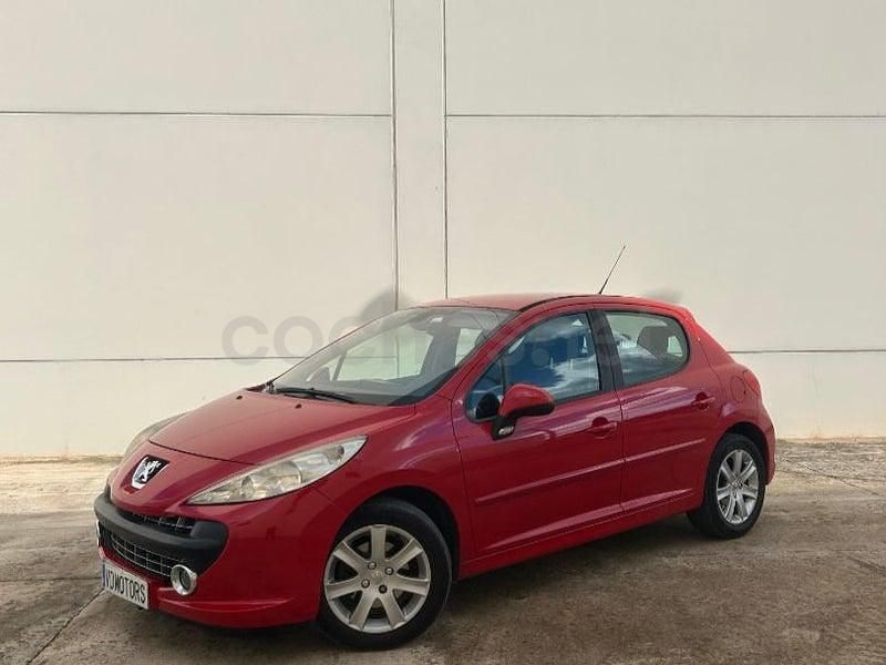 Usado Peugeot 207 Premium 120 CV (88 kW) 2007 Rojo Berlina
