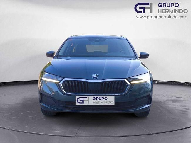 Usado Skoda Octavia Business Line 150 CV (110 kW) 2021 Gris Familiar