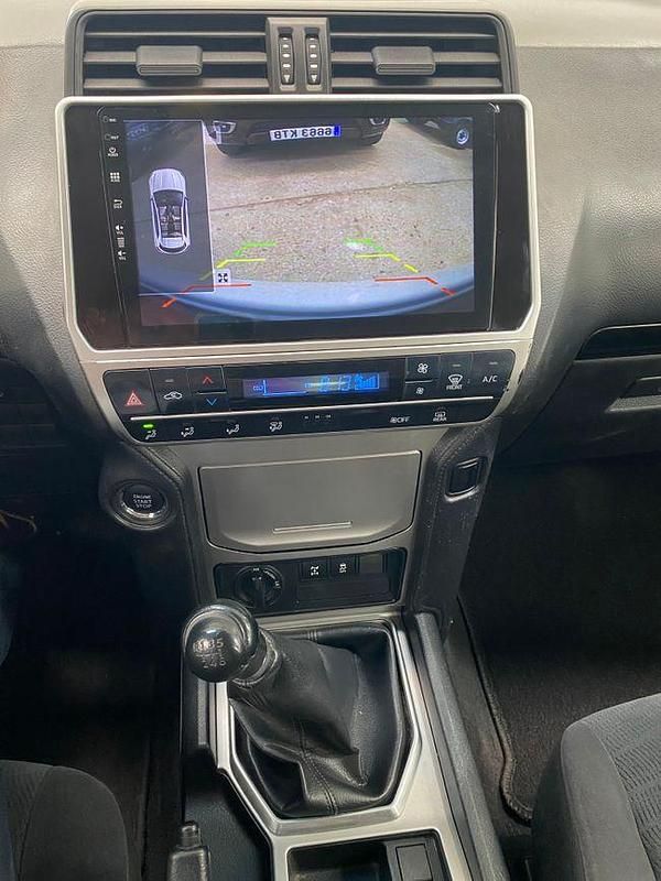 Usado Toyota Land Cruiser 177 CV (130 kW) 2020 Blanco