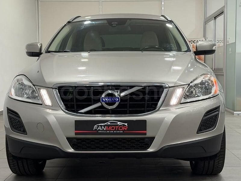 Usado Volvo XC60 Momentum 163 CV (119 kW) 2012 Beige SUV