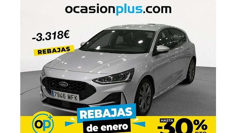 Usado Ford Focus ST-Line 125 CV (91 kW) 2023 Plateado Utilitario