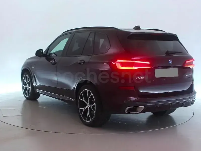 Usado BMW X5 394 CV (289 kW) 2023 Granate SUV