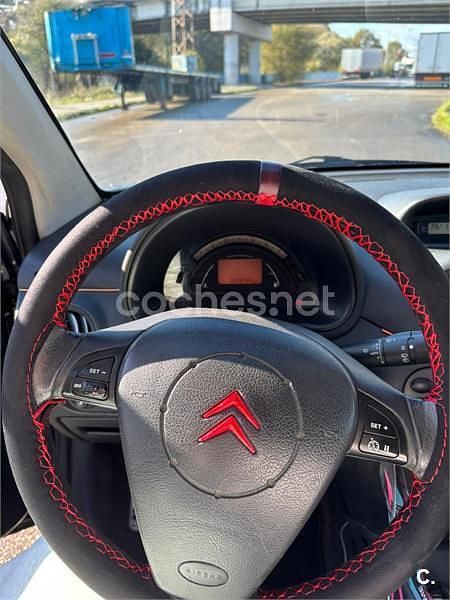 Usado Citroën C2 Furio 70 CV (51 kW) 2004 Negro Utilitario