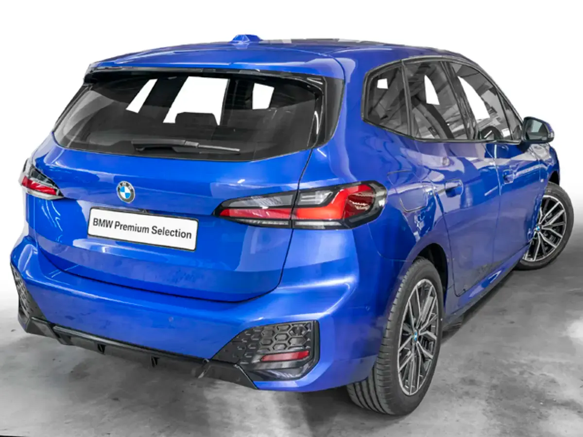 Usado BMW 218 Active Tourer Comfort Edition 136 CV (100 kW) 2025 Azul Monovolumen