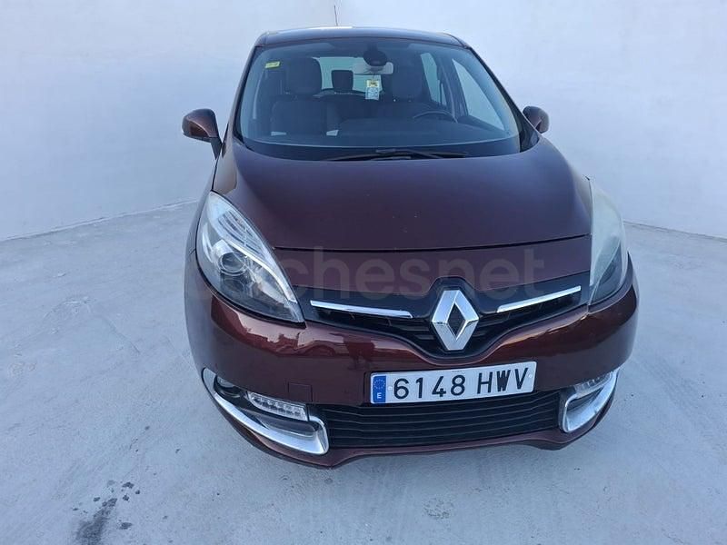 Usado Renault Scénic III Bose Edition 110 CV (80 kW) 2014 Rojo Monovolumen