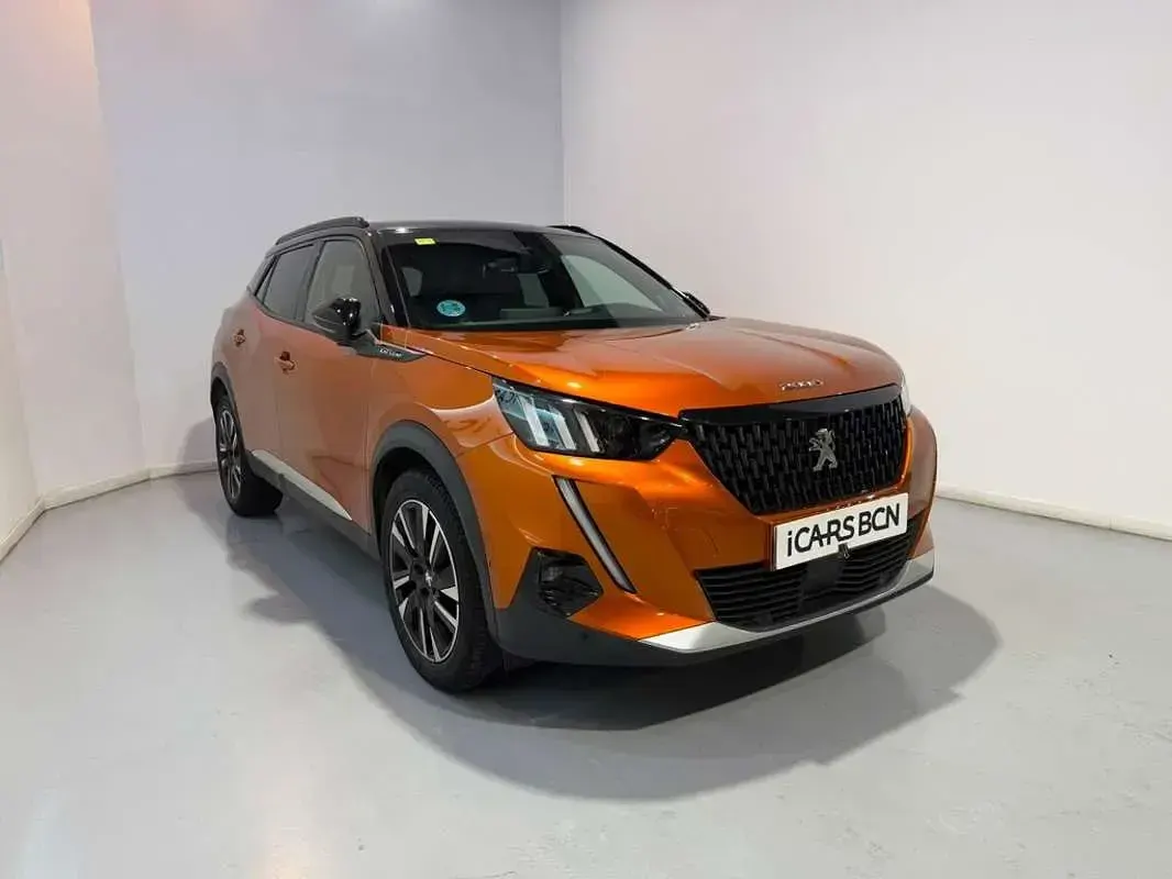 Usado Peugeot 2008 GT 131 CV (96 kW) 2021 Naranja SUV