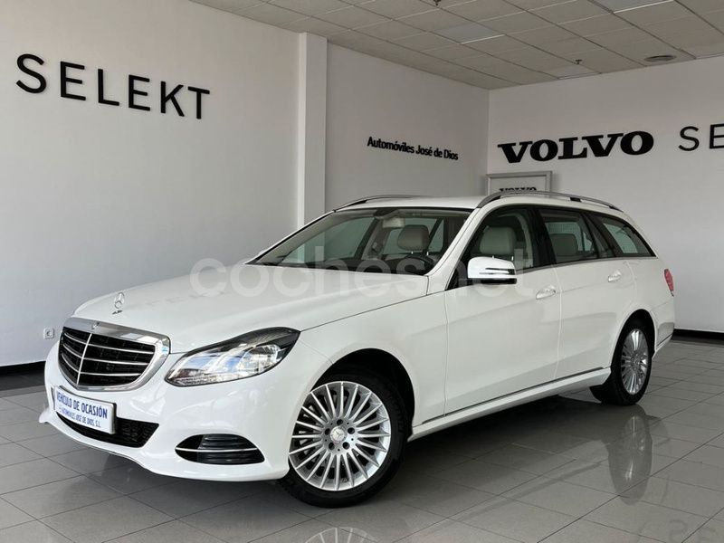 Blanco Usado 2014 Mercedes E300 Elegance Familiar | 26.800 € (Caro) - Imagen 1/4