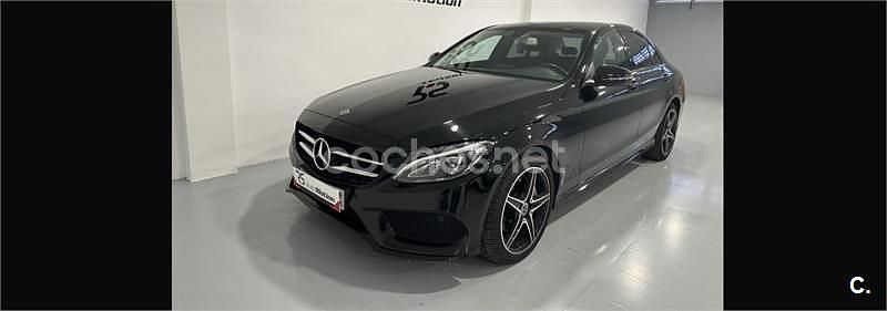 Usado Mercedes C220 170 HP (125 kW) 2018 Preto Sedan
