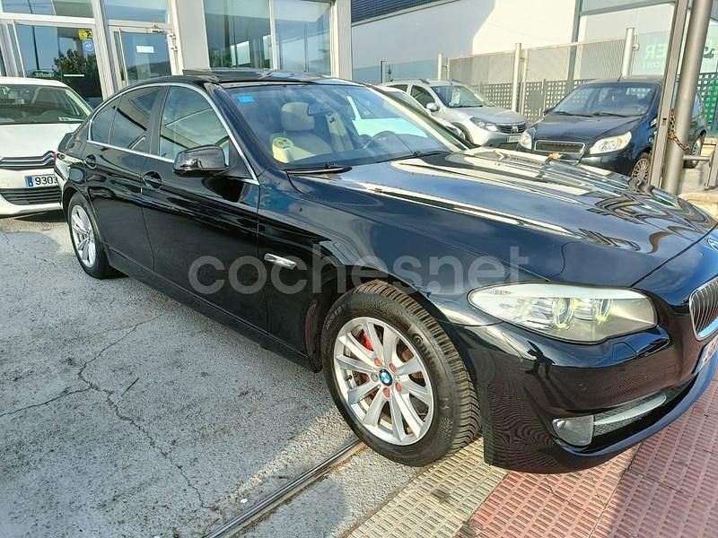 Negro Usado 2012 BMW 525 Berlina | 14.490 € (Precio justo) - Imagen 1/4