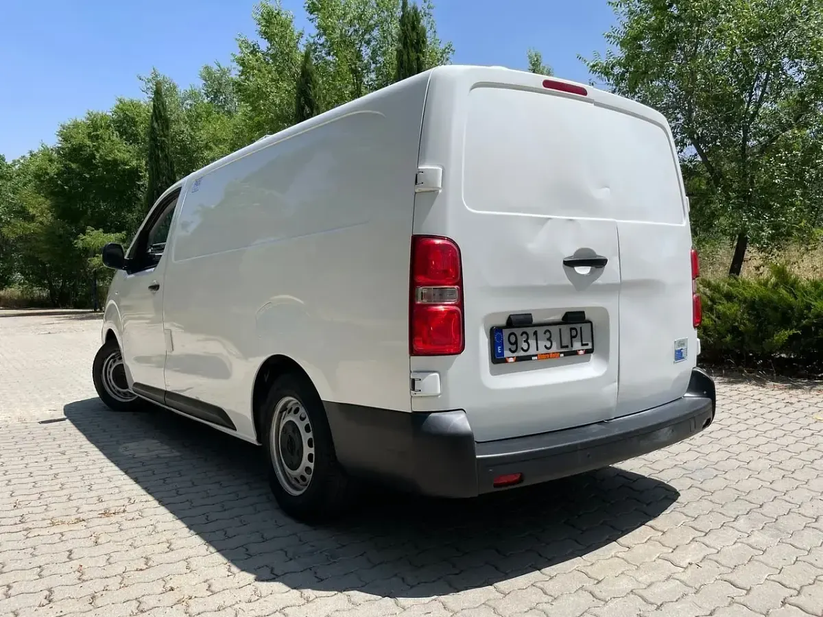 Usado Opel Vivaro-e Combi 100 kW (136 CV) 2021 Blanco Van