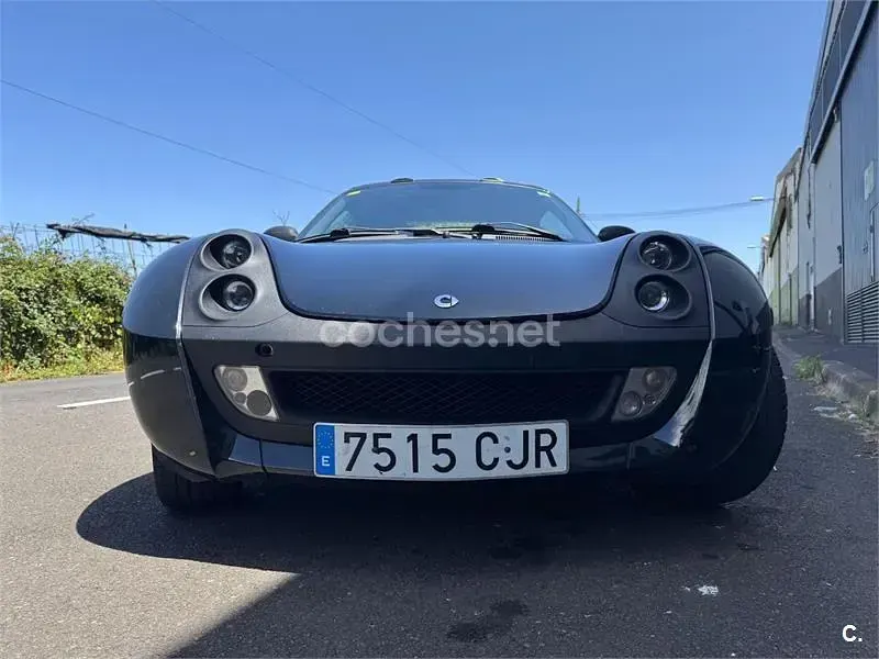 Usado Smart Roadster 82 CV (60 kW) 2003 Negro Descapotable