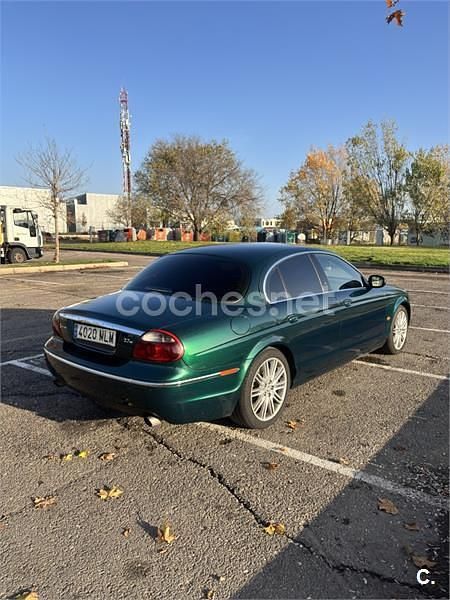 Usado Jaguar S-Type Executive 207 CV (152 kW) 2007 Verde Berlina