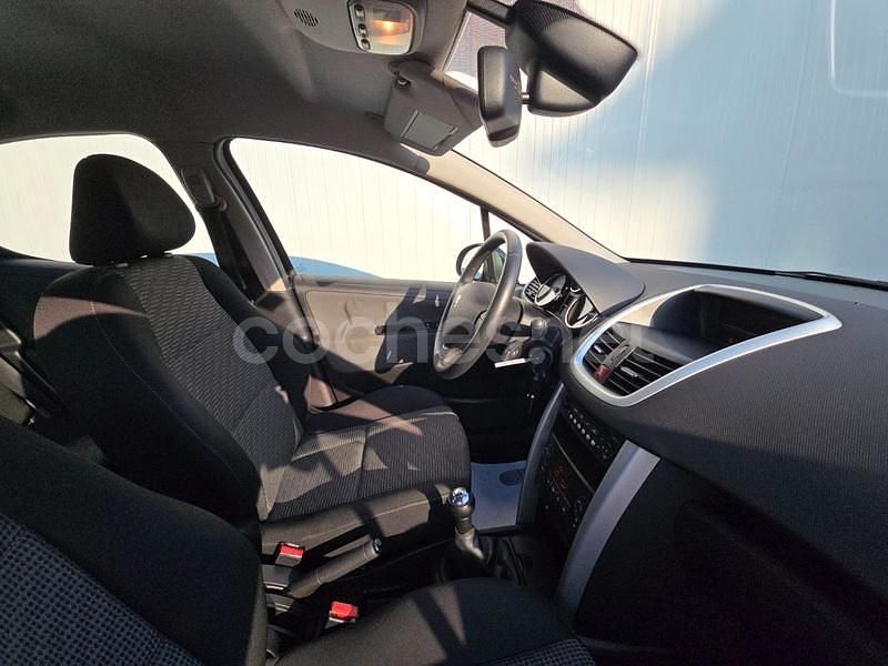 Usado Peugeot 207 Sport 90 CV (66 kW) 2009 Negro Berlina