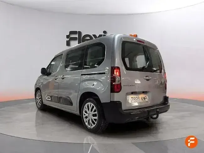 Usado Citroën Berlingo Feel 130 CV (95 kW) 2019 Gris Monovolumen