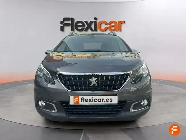 Usado Peugeot 2008 Style 82 CV (60 kW) 2018 Gris SUV