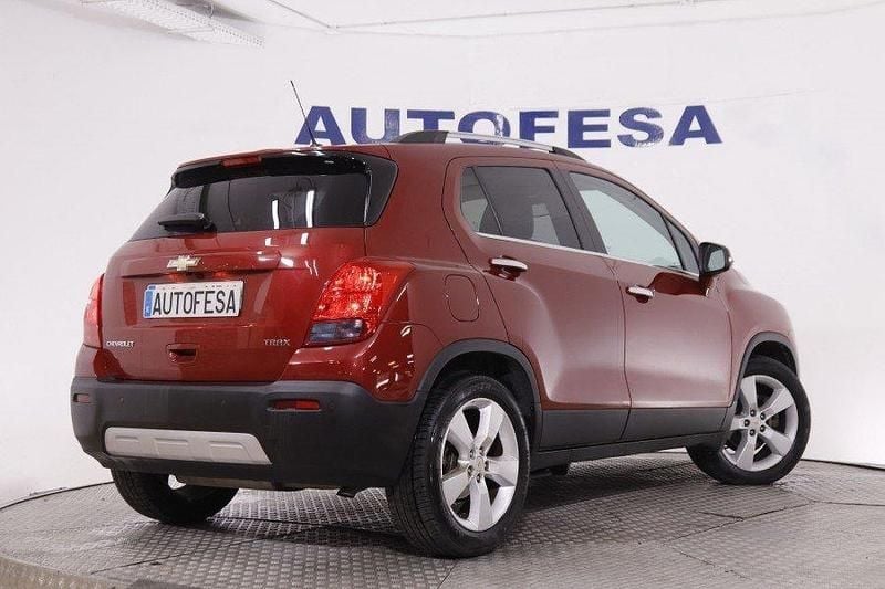 Usado Chevrolet Trax LT 130 CV (95 kW) 2013 Burdeos SUV