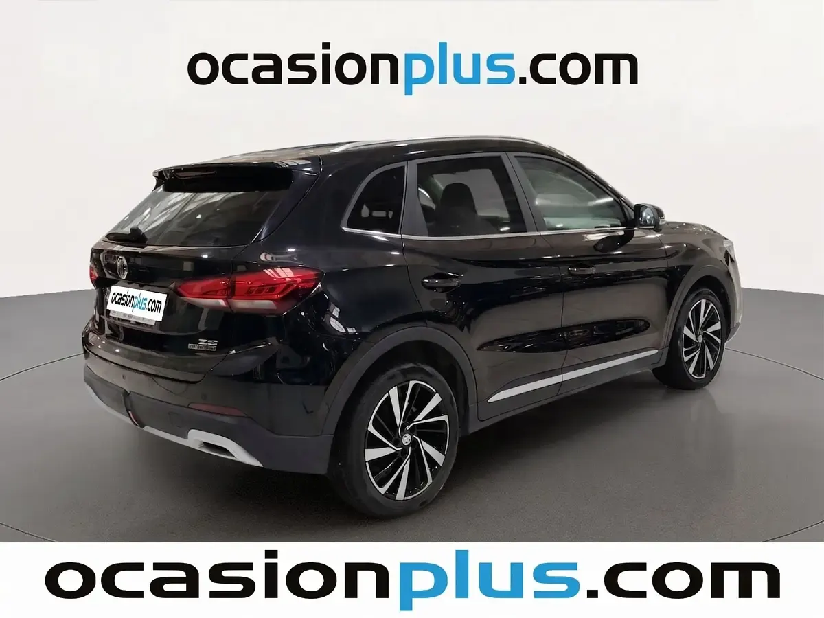 Usado MG ZS Luxury 197 CV (144 kW) 2025 Blanco SUV