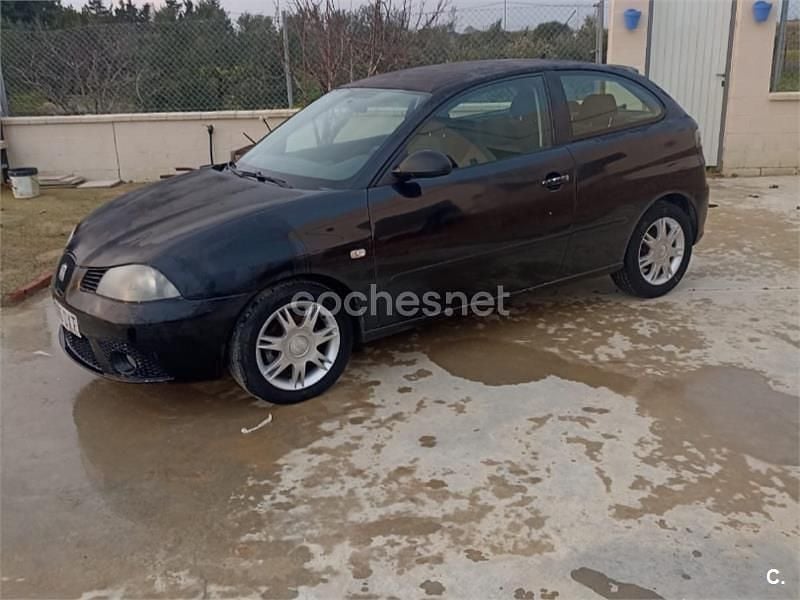 Negro Usado 2006 Seat Ibiza Reference Berlina | 2950 € (Buen precio) - Imagen 1/4
