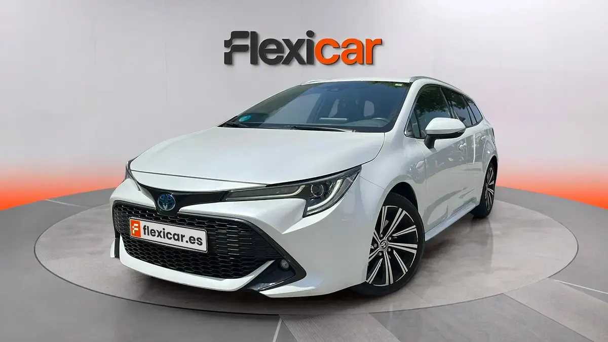 Usado Toyota Corolla Style 184 CV (135 kW) 2022 Blanco Familiar