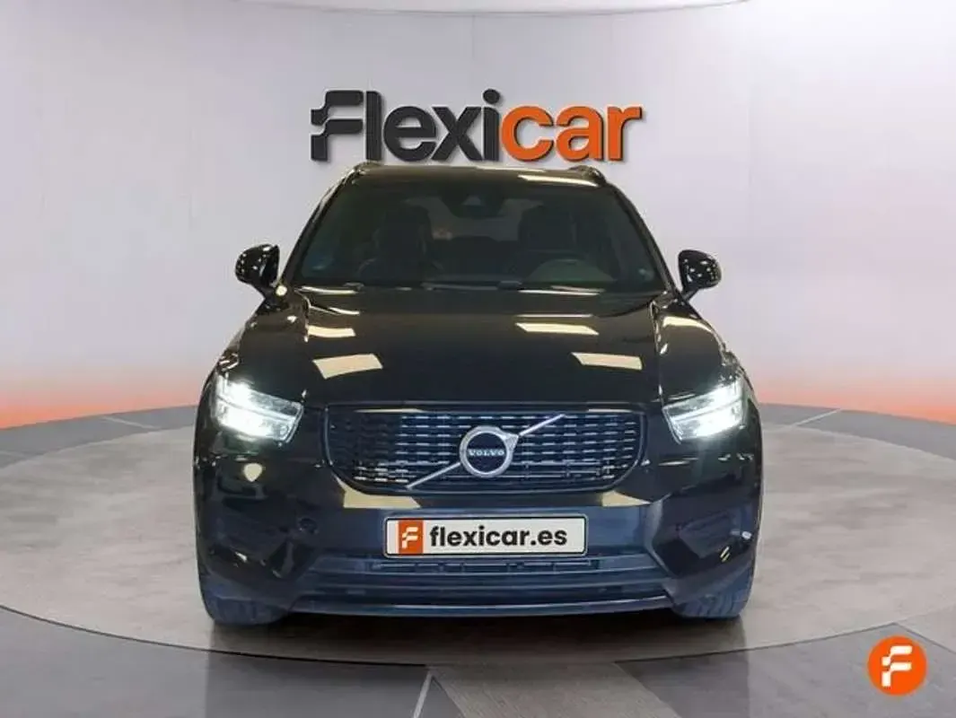 Usado Volvo XC40 R-Design 211 CV (155 kW) 2022 Negro SUV