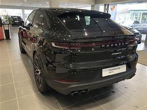 Usado Porsche Cayenne E-Hybrid 470 CV (345 kW) 2025 Negro SUV