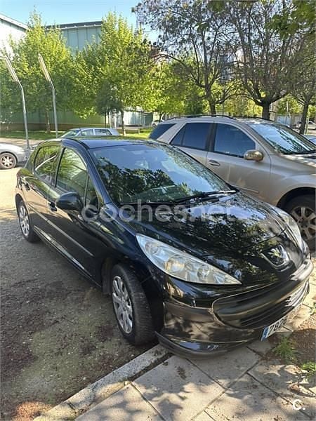 Usado Peugeot 207 75 CV (55 kW) 2008 Negro Berlina