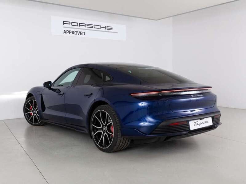 Usado Porsche Taycan 4S 389 kW (530 CV) 2023 Azul Berlina